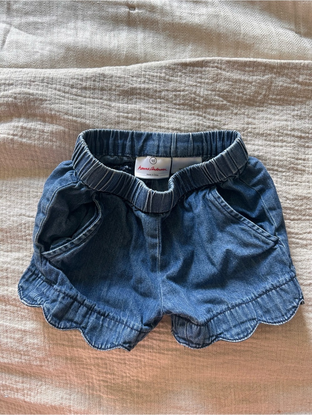 Hanna Andersson denim scallop-hem shorts in blue